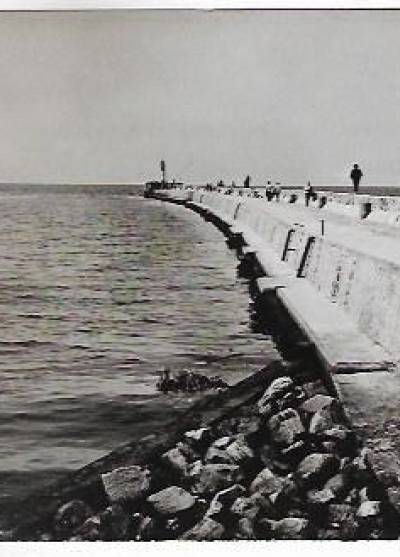 fot. L. święcki - Ustka - wejście do portu (1962)